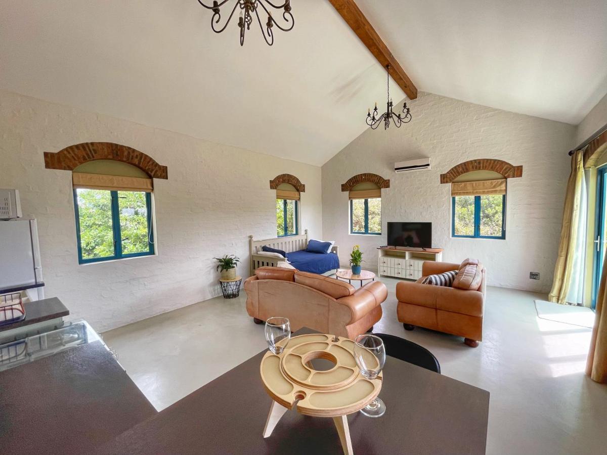 Sunset Beach Holiday Accommodation ケープタウン エクステリア 写真